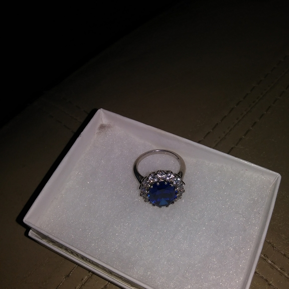 925 Lady Di "sapphire" and "diamond" ring 7.5 - Picture 3 of 3